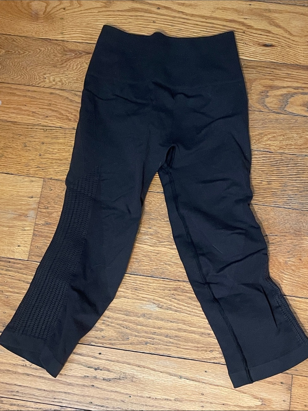 2 pair Lululemon Black/ dark gray High-Waist Cropped Leggings